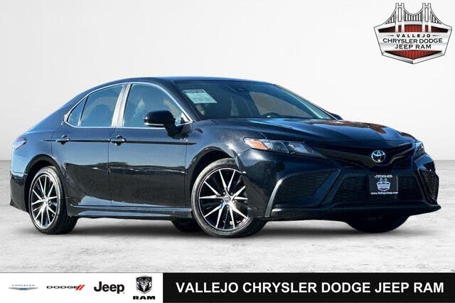 2024 Toyota Camry SE FWD