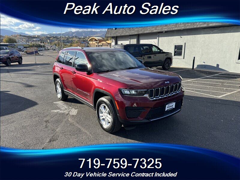2024 Jeep Grand Cherokee Laredo 4WD