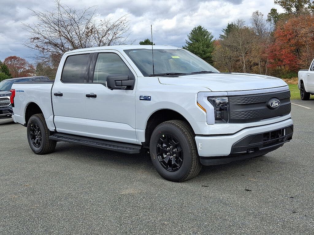 2025 Ford F-150 Lightning XLT SuperCrew AWD