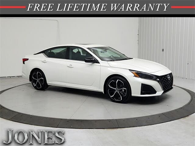 2025 Nissan Altima 2.5 SR FWD