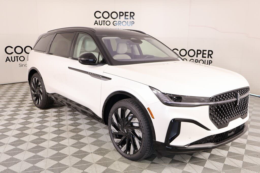 2026 Lincoln Nautilus Reserve AWD