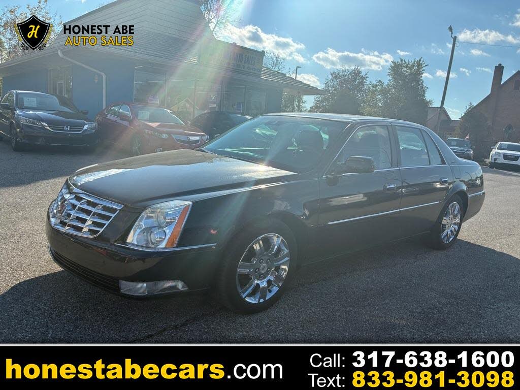 2010 Cadillac DTS Platinum FWD