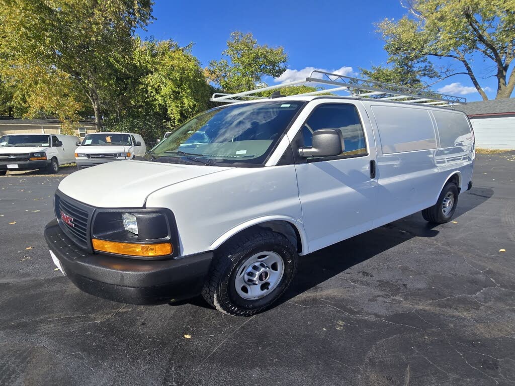 2016 GMC Savana Cargo 3500