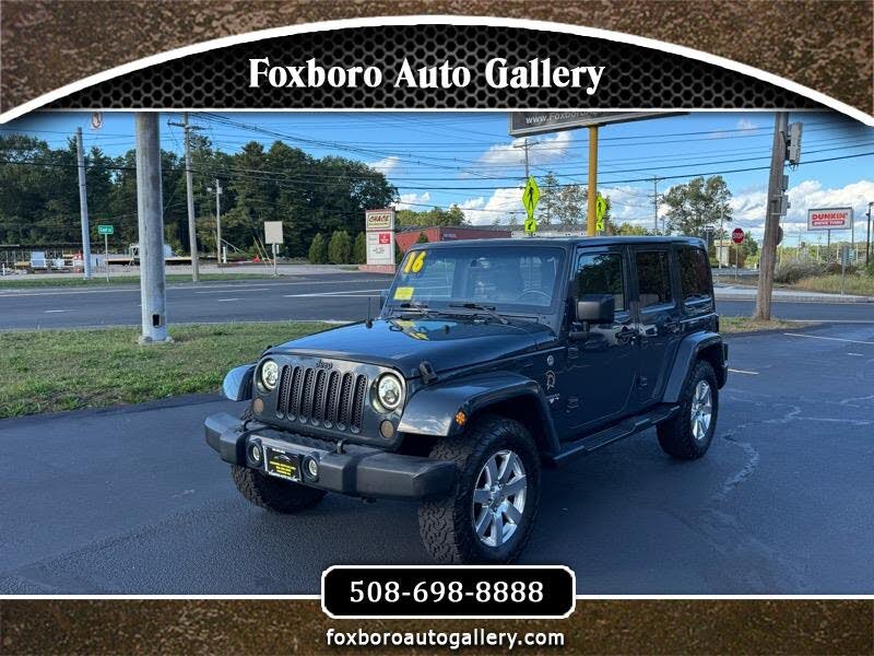 2016 Jeep Wrangler Unlimited Sahara 4WD