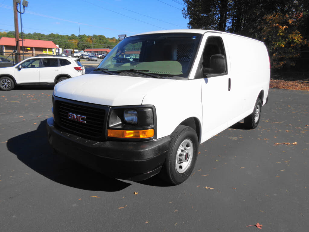 2017 GMC Savana Cargo 2500 RWD