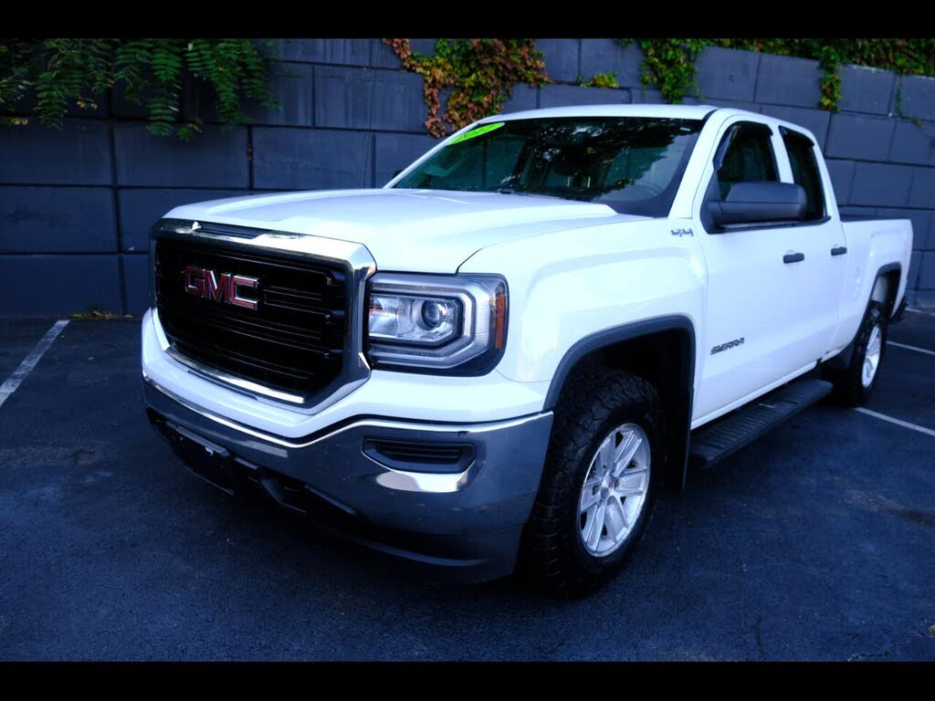 2017 GMC Sierra 1500 SLE Double Cab 4WD