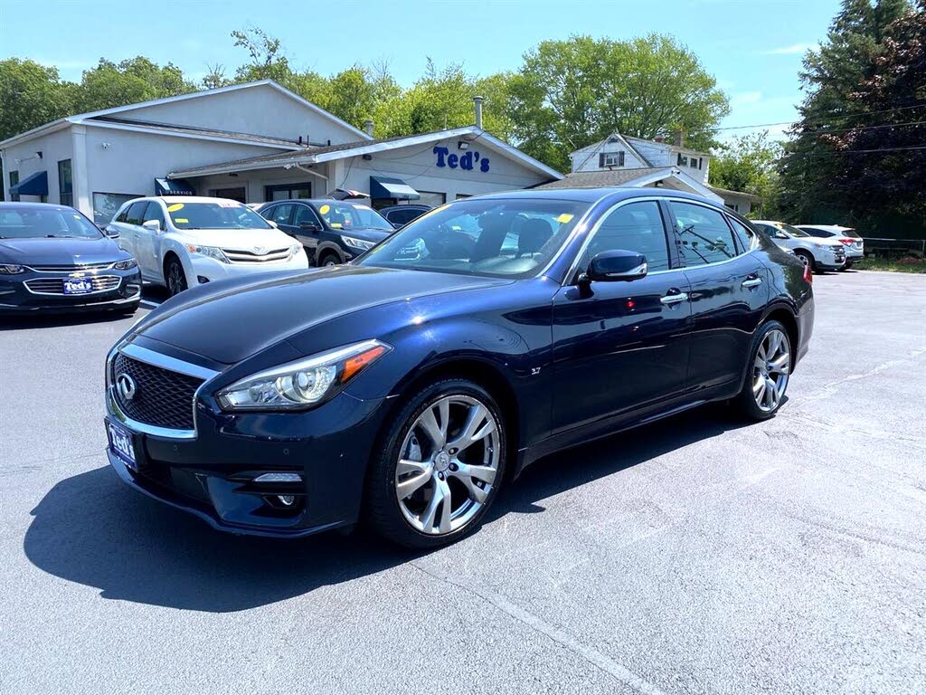 2017 INFINITI Q70 3.7 AWD