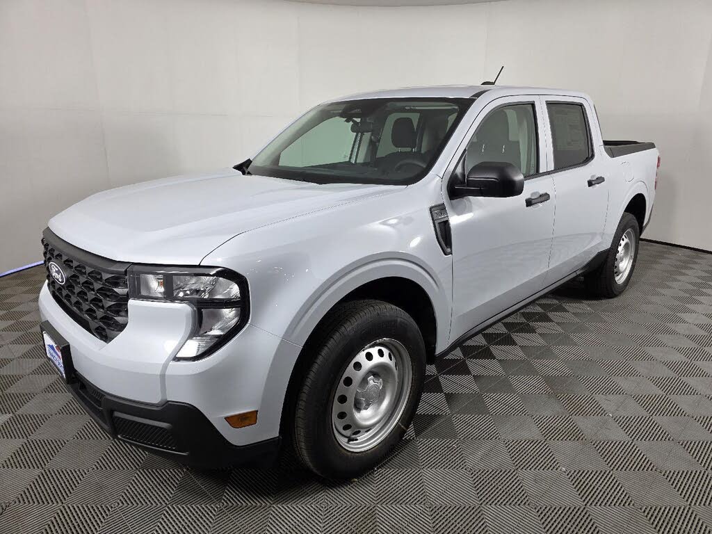 2025 Ford Maverick XL SuperCrew AWD