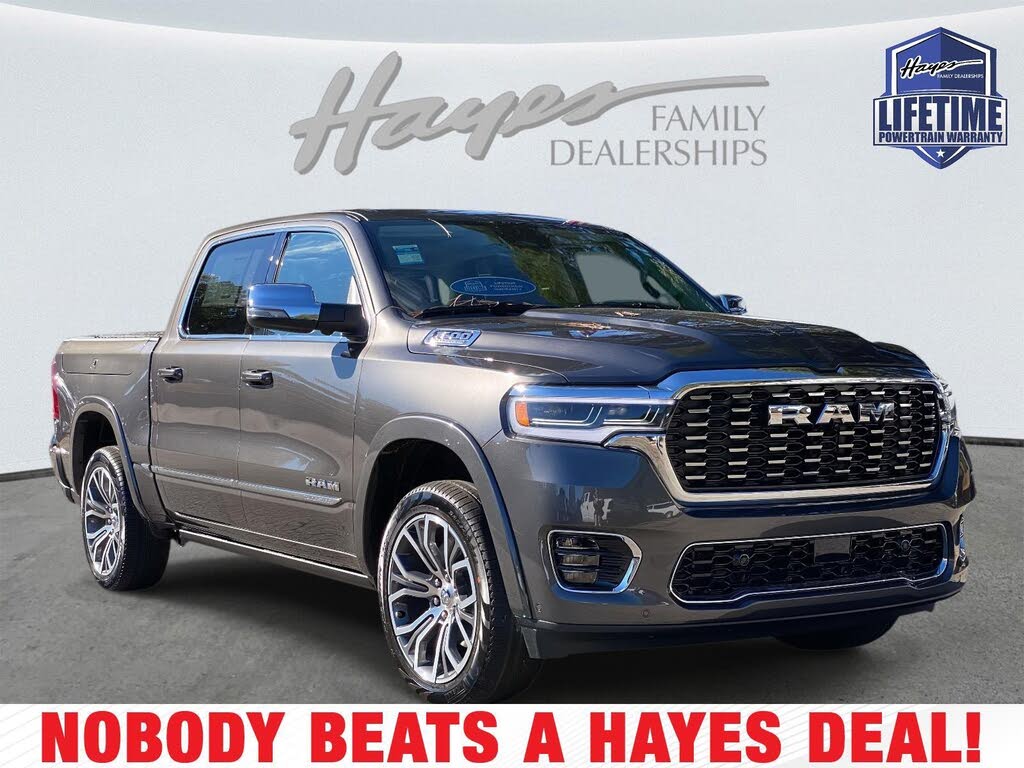 2026 RAM 1500 Tungsten Crew Cab 4WD