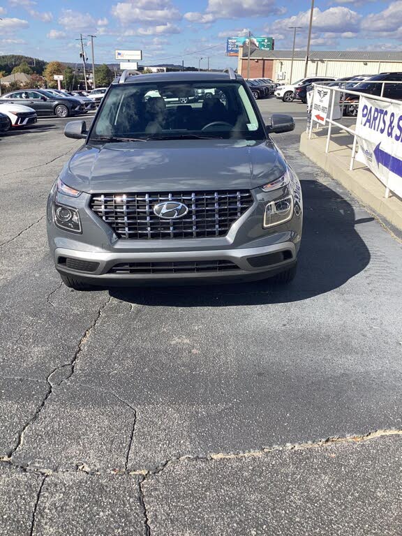 2026 Hyundai Venue SEL FWD
