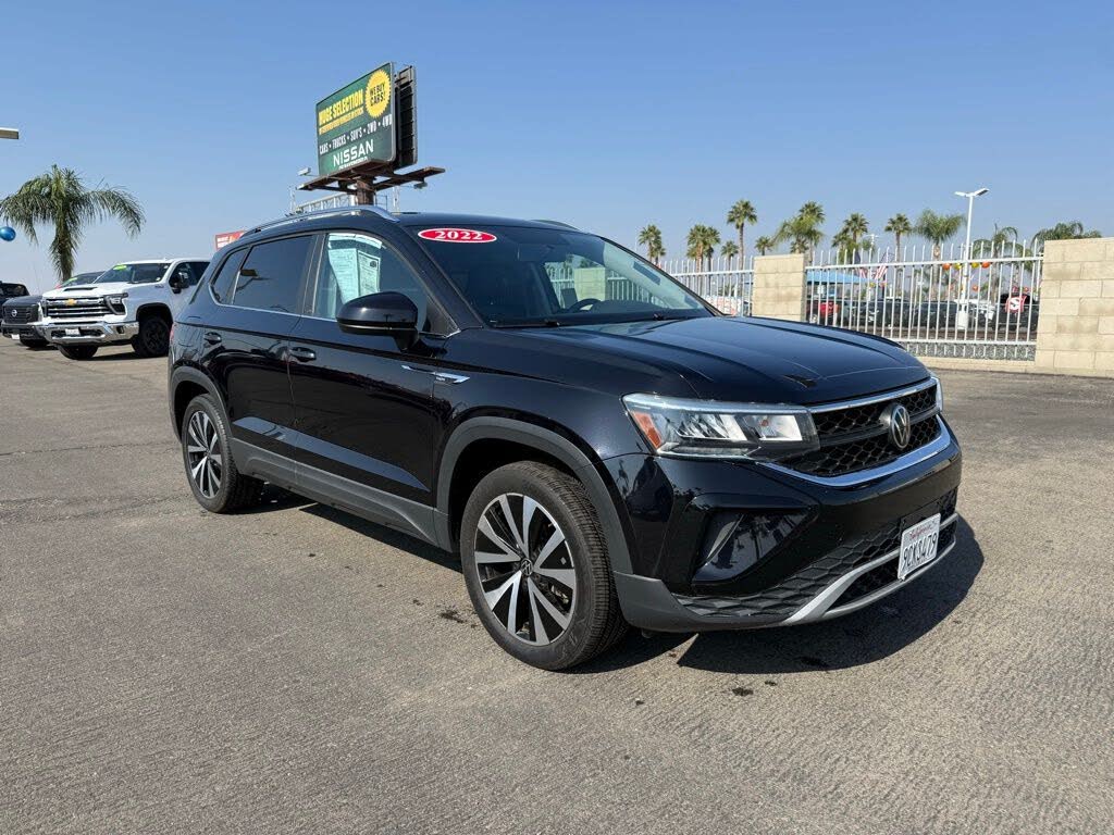 2022 Volkswagen Taos SE 4Motion