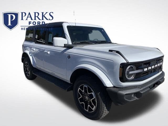 2025 Ford Bronco Outer Banks 4-Door 4WD