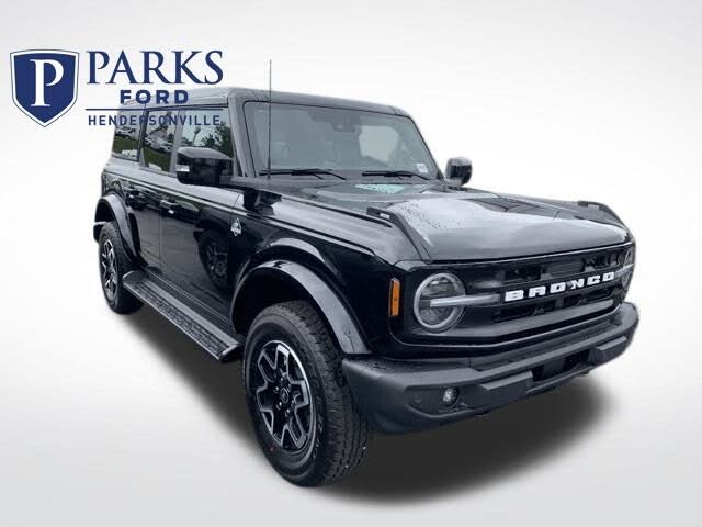 2025 Ford Bronco Outer Banks 4-Door 4WD