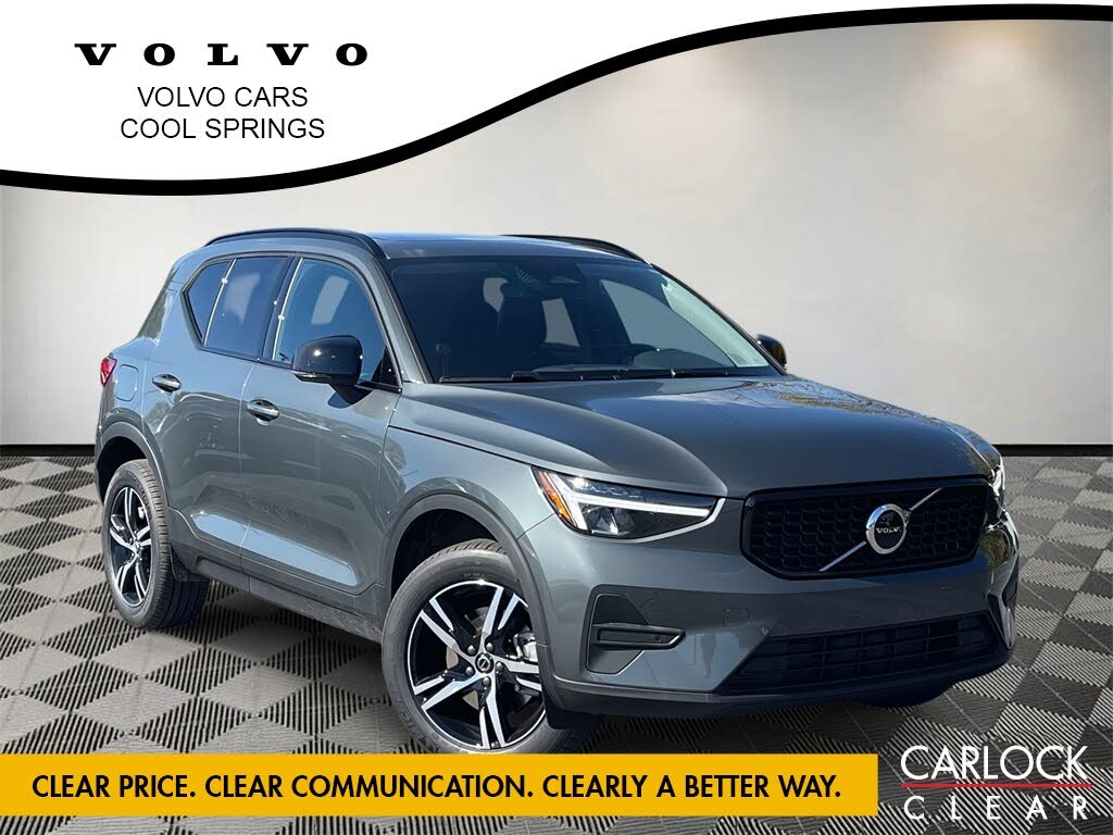 2026 Volvo XC40 B5 Core AWD