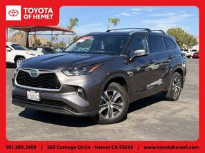 Toyota Highlander Hybrid XLE FWD