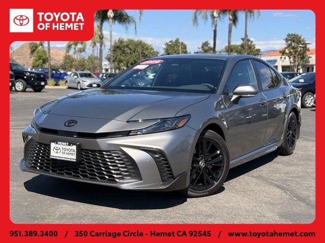 2025 Toyota Camry SE FWD