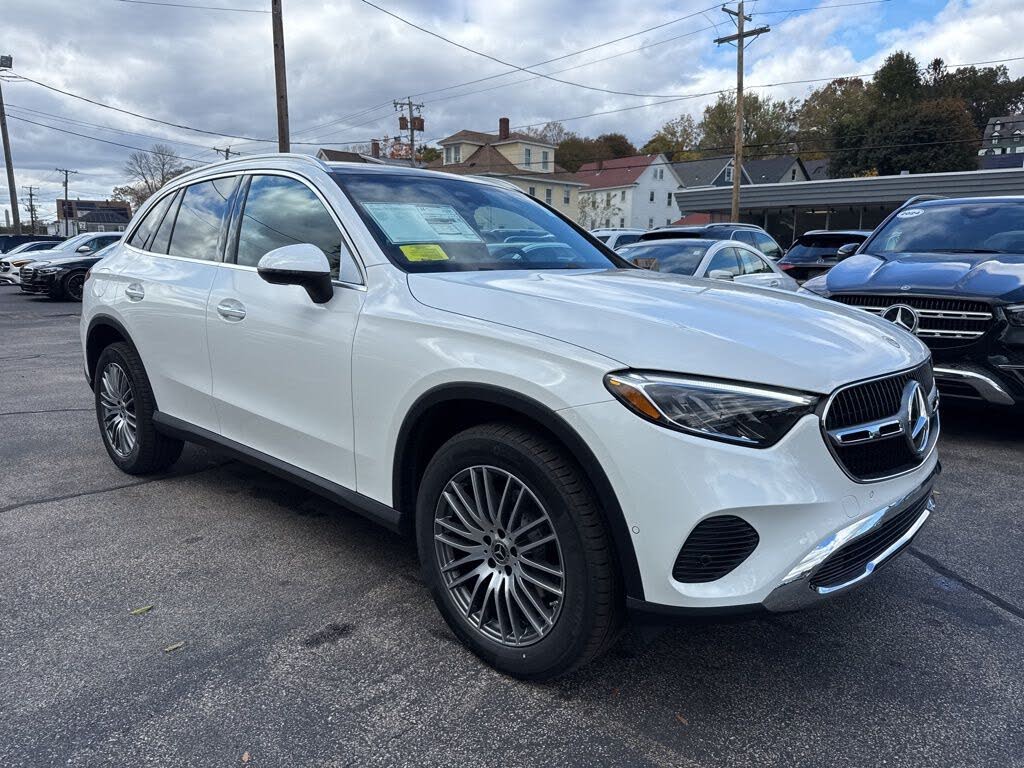 2026 Mercedes-Benz GLC 300 4MATIC
