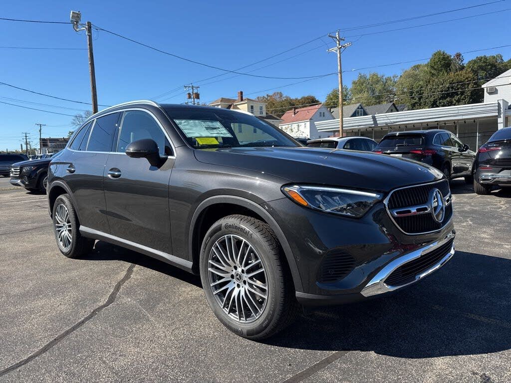 2026 Mercedes-Benz GLC 300 4MATIC