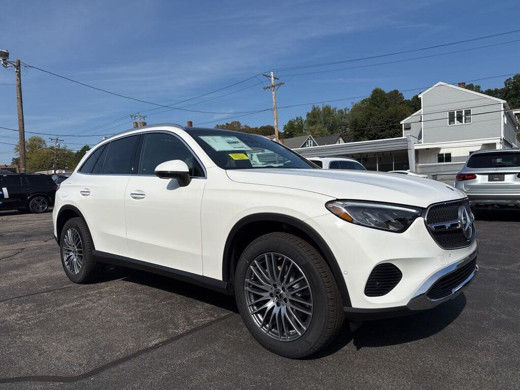 2026 Mercedes-Benz GLC 300 4MATIC