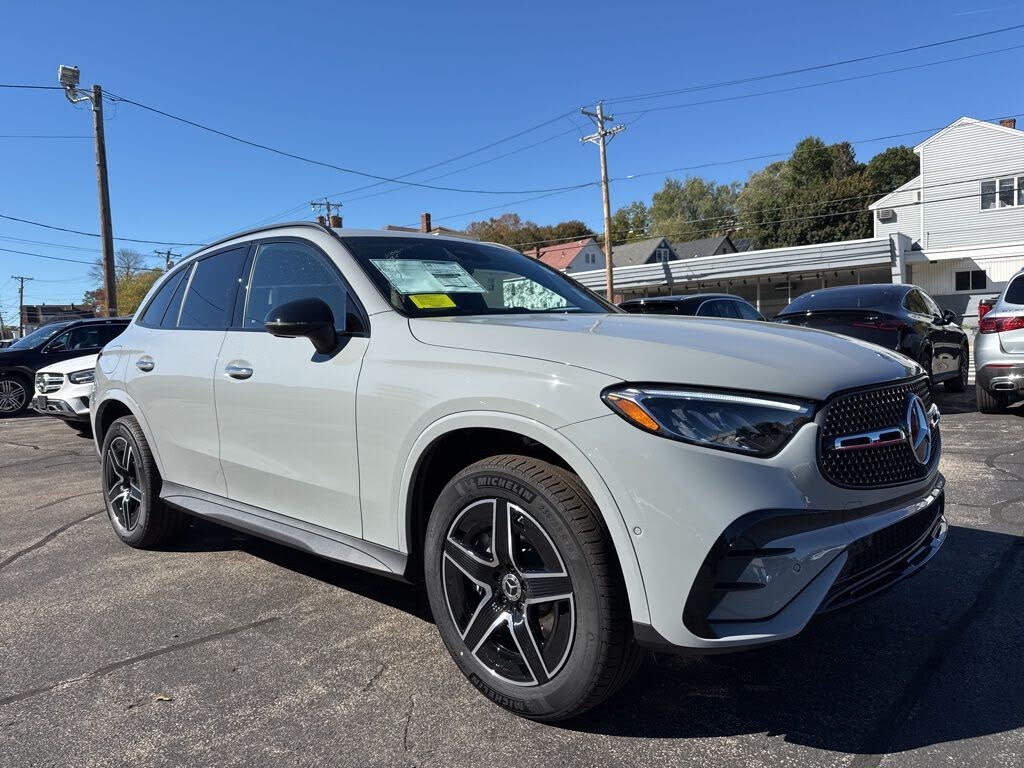 2026 Mercedes-Benz GLC 300 4MATIC