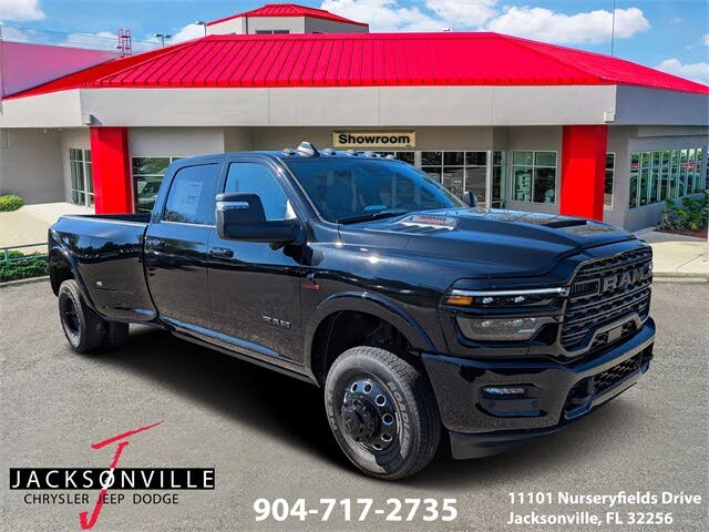2026 RAM 3500 Limited Crew Cab LB DRW 4WD