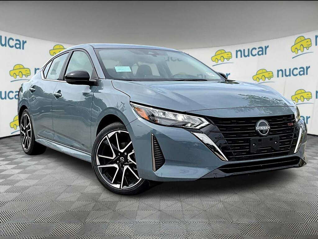 2025 Nissan Sentra SR FWD