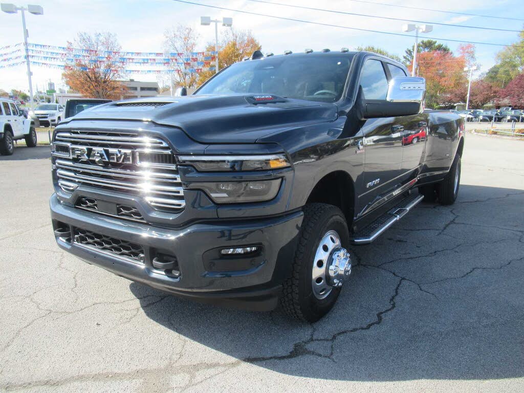 2026 RAM 3500 Laramie Crew Cab LB DRW 4WD