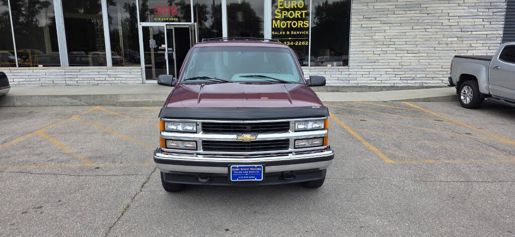 1996 Chevrolet Tahoe LS 4-Door 4WD