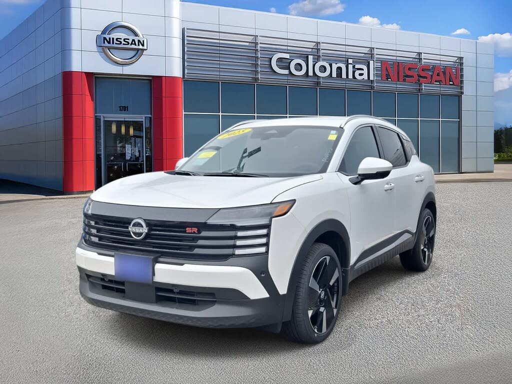 2025 Nissan Kicks SR AWD