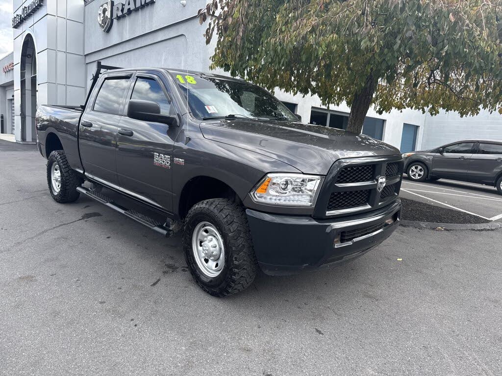 2018 RAM 2500 Tradesman Crew Cab 4WD