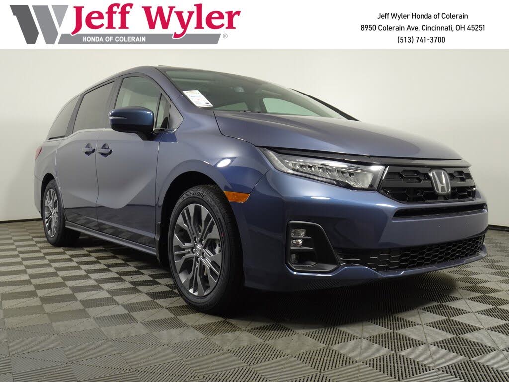 2026 Honda Odyssey Touring FWD