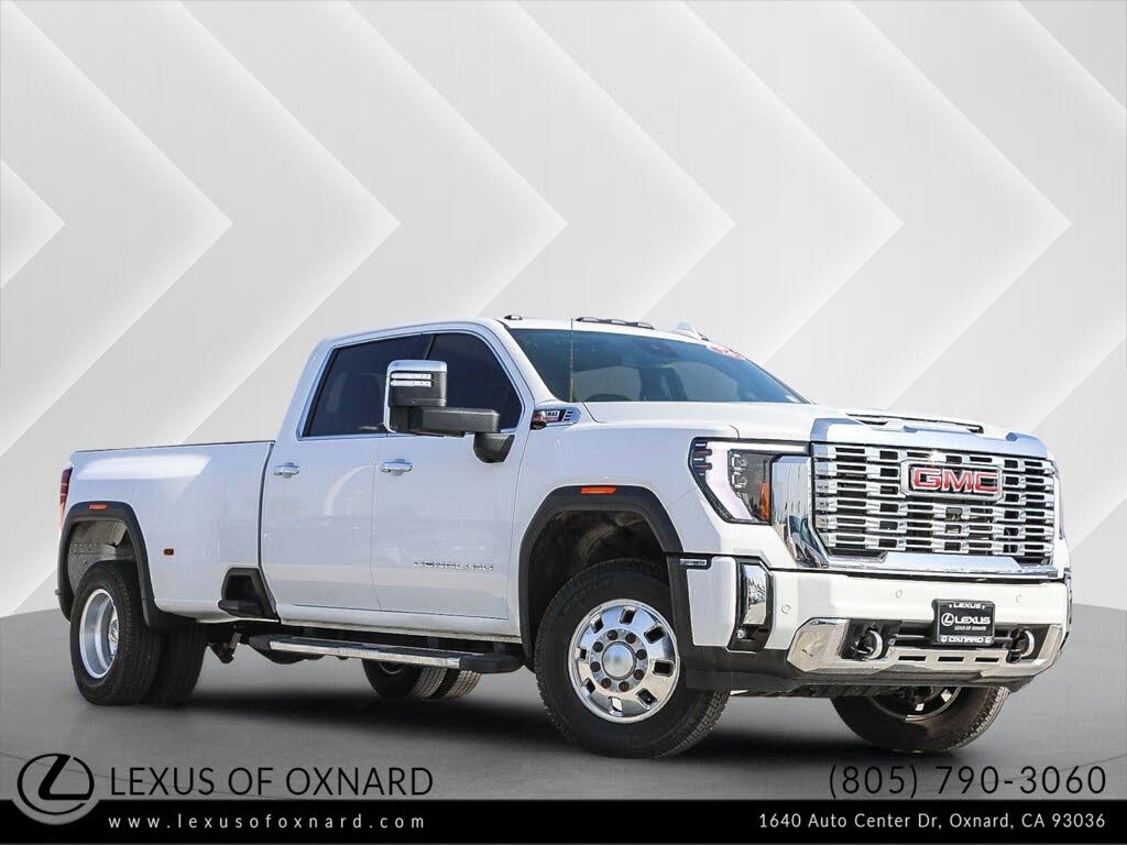 2024 GMC Sierra 3500HD Denali Crew Cab 4WD