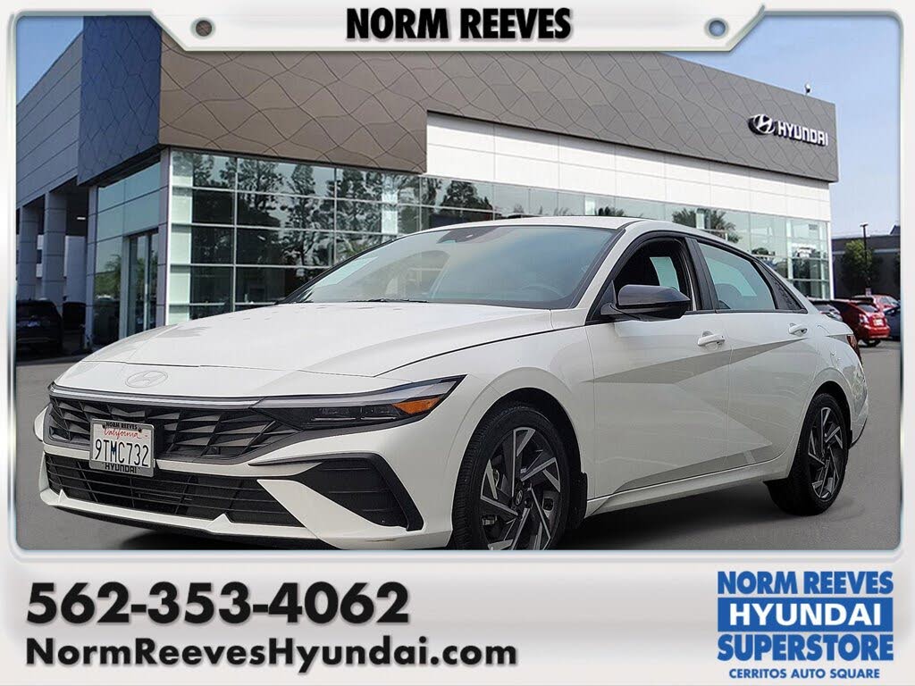 2025 Hyundai Elantra SEL Sport FWD