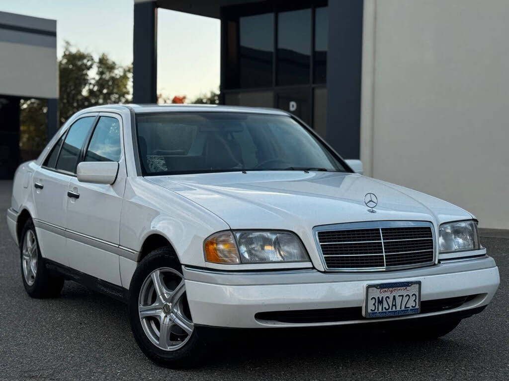 1995 Mercedes-Benz C-Class C 220 Sedan