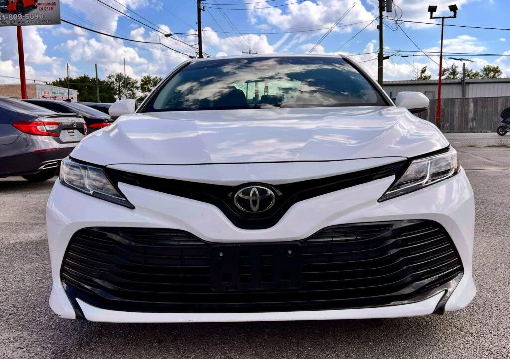 2018 Toyota Camry LE