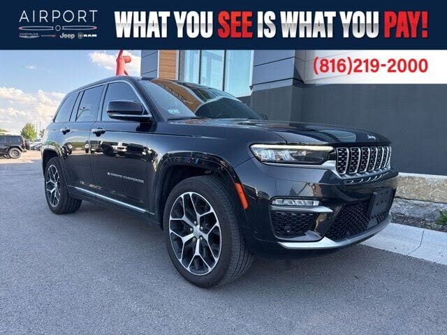 2022 Jeep Grand Cherokee Summit 4WD