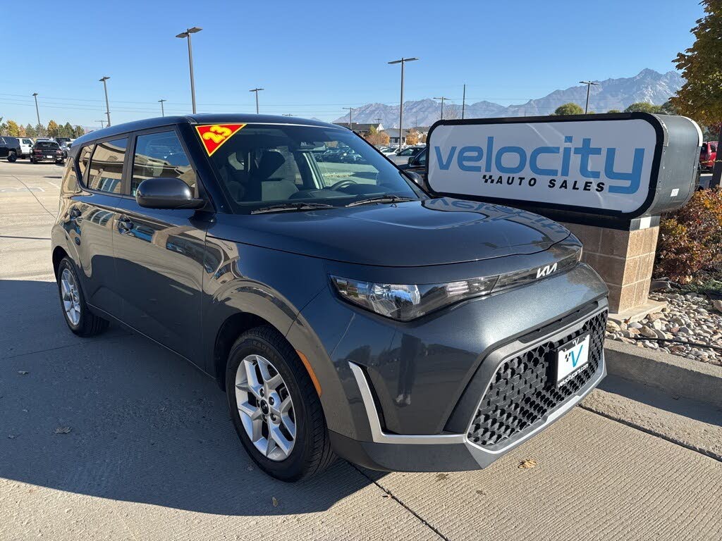 2023 Kia Soul LX FWD