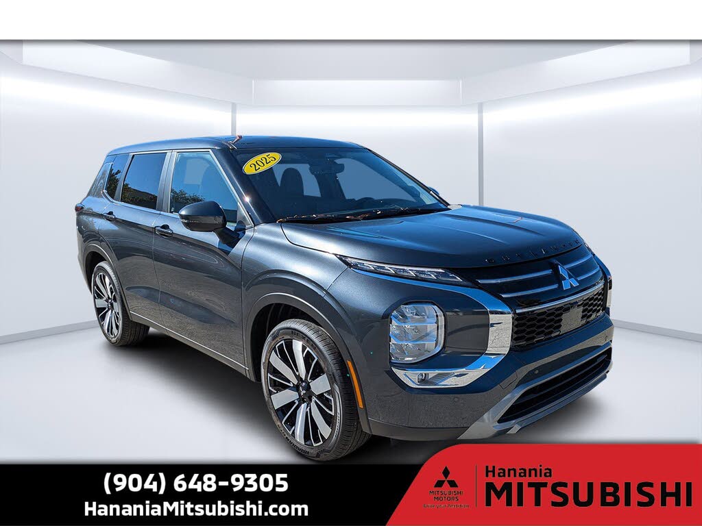 2025 Mitsubishi Outlander SE FWD