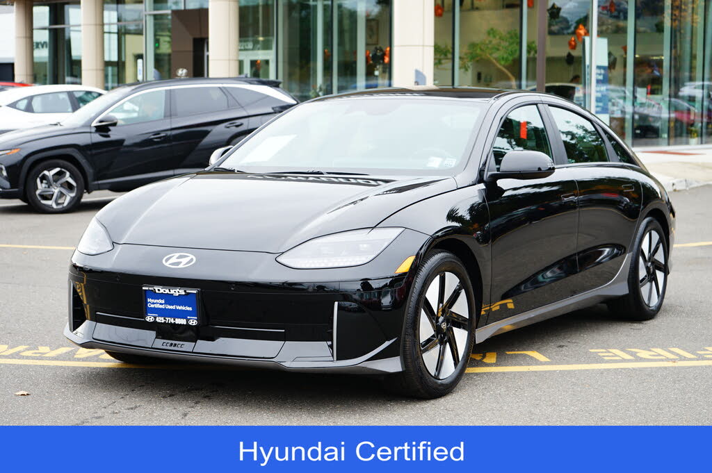 2025 Hyundai Ioniq 6 SE Standard Range RWD