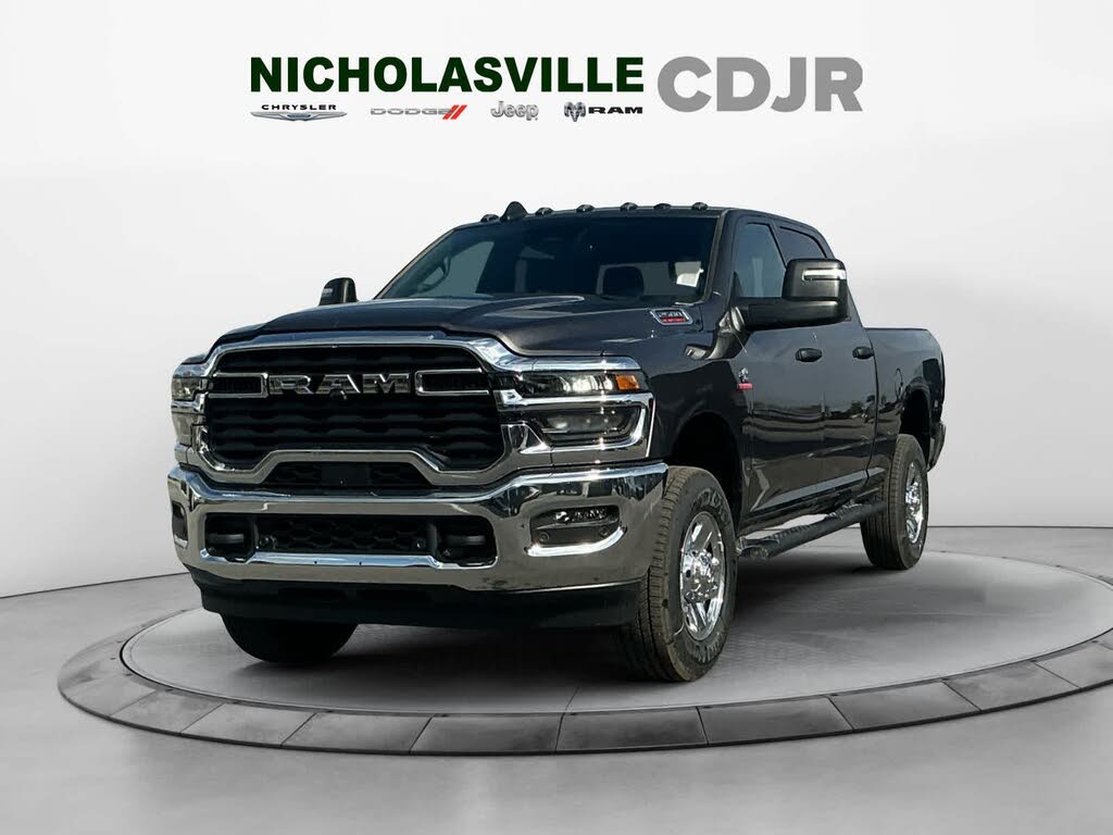 2026 RAM 2500 Tradesman Crew Cab 4WD
