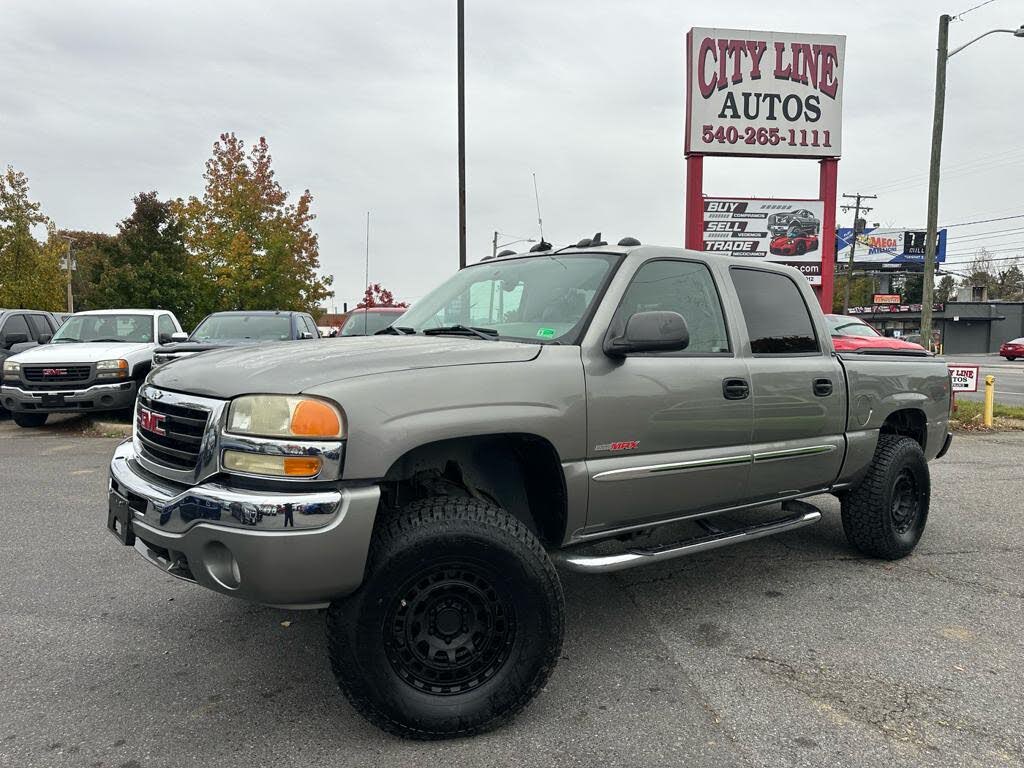 2006 GMC Sierra 1500 SLT Crew Cab 5.8 ft. RWD