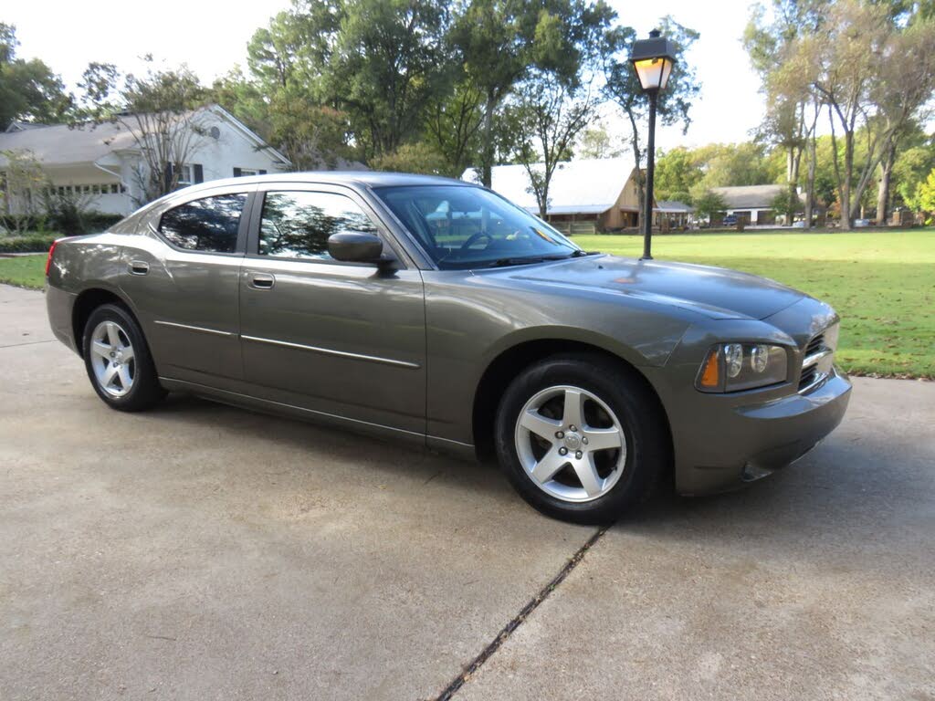 2010 Dodge Charger SE RWD