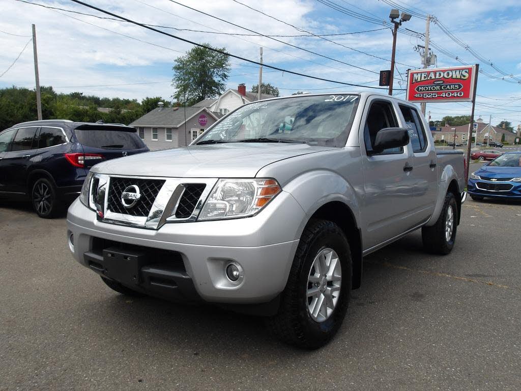 2017 Nissan Frontier SL Crew Cab 4WD