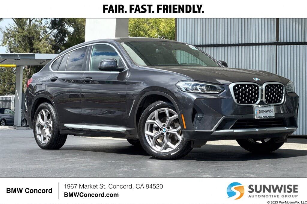 2023 BMW X4 xDrive30i AWD