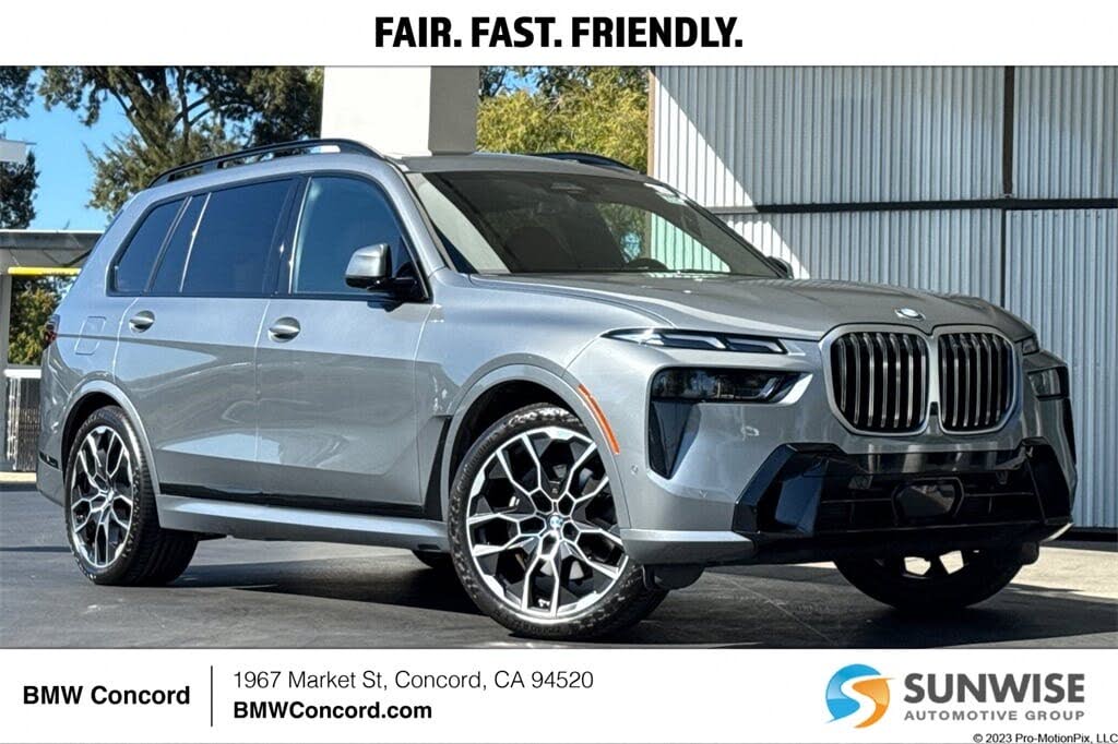2023 BMW X7 xDrive40i AWD