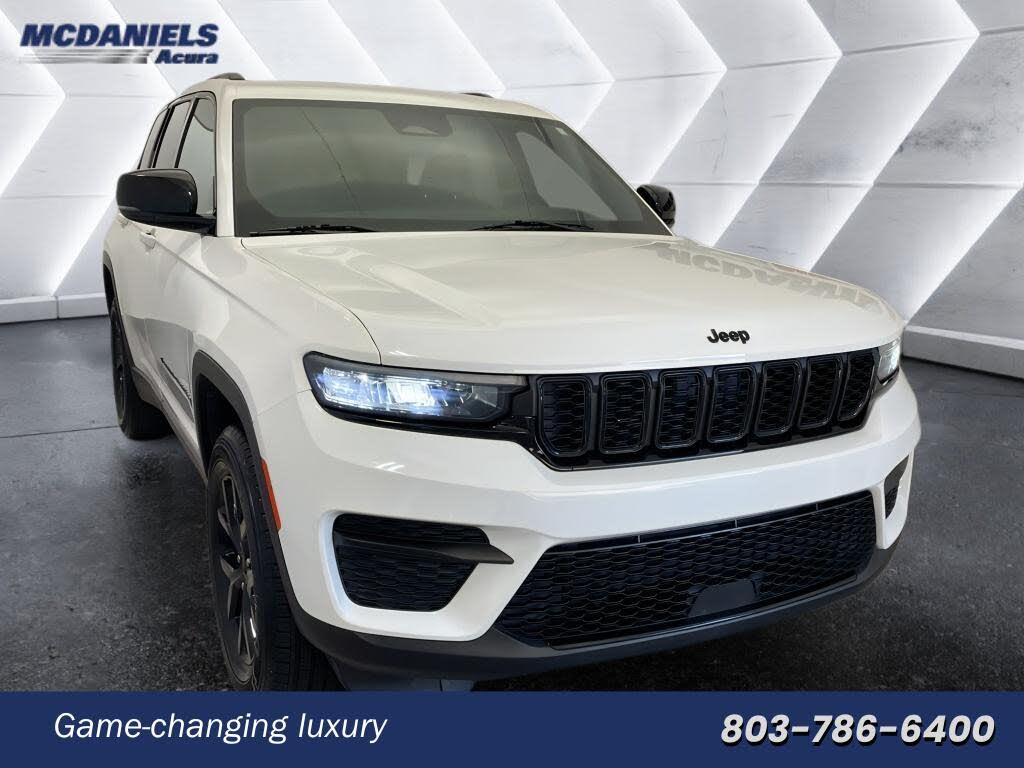2024 Jeep Grand Cherokee Altitude 4WD
