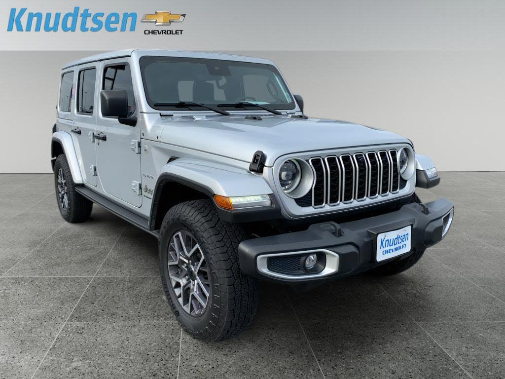 2024 Jeep Wrangler Sahara 4-Door 4WD