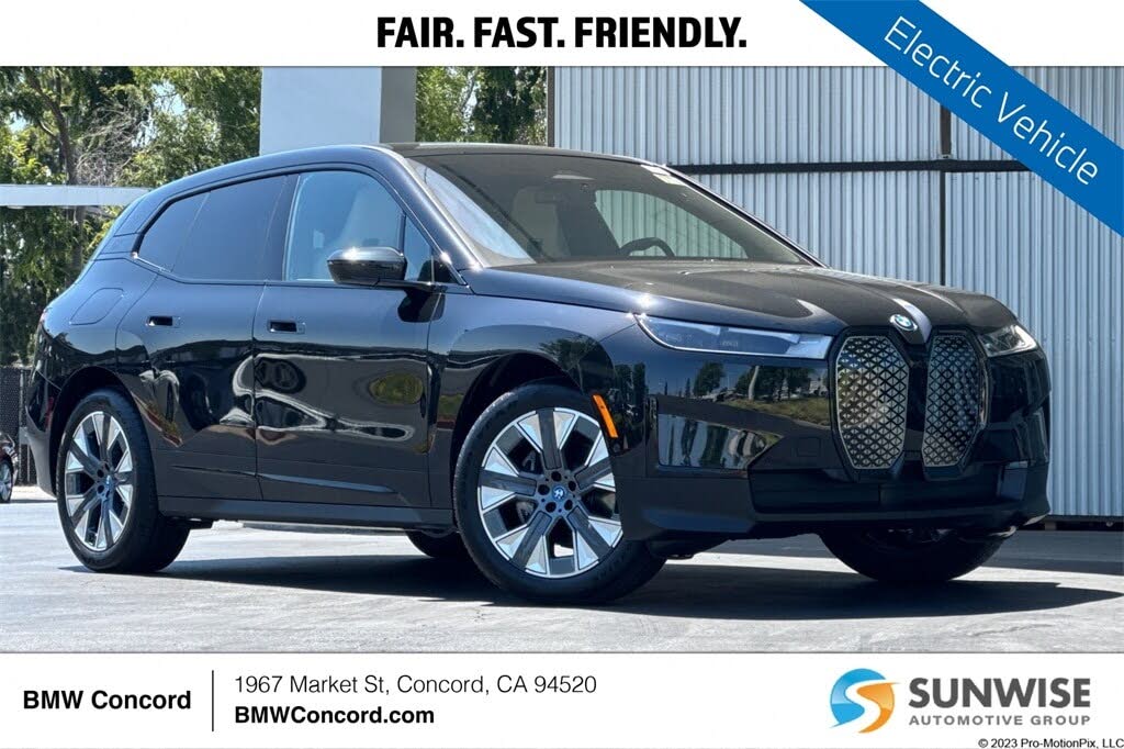 2025 BMW iX xDrive50 AWD