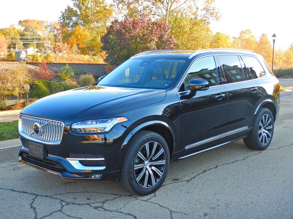 2025 Volvo XC90 B5 Core Bright Theme AWD