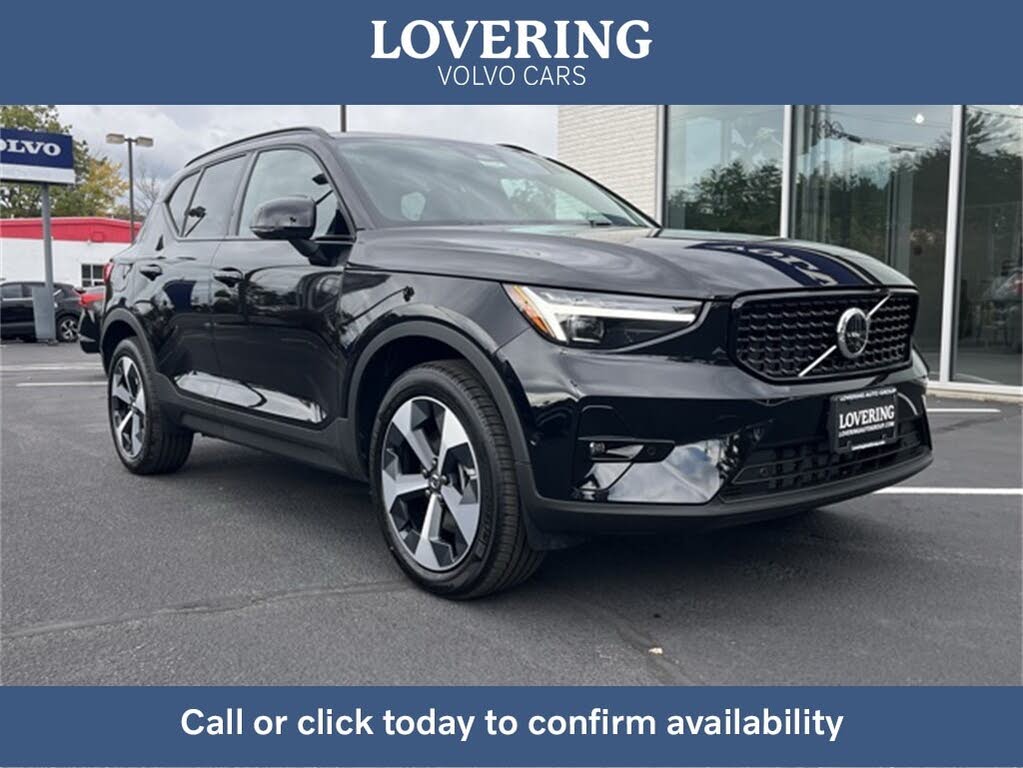 2026 Volvo XC40 B5 Plus AWD